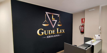 Recepción - Rótulo - Gude Lex Abogados